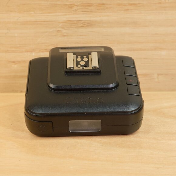 Cactus V6 Wireless Flash Transceiver (Universal) - Picture 5 of 5